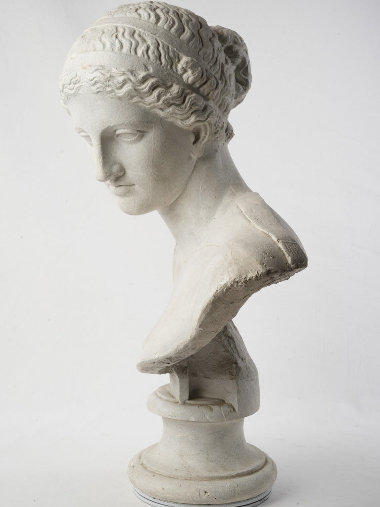 Vintage idealized plaster art object  