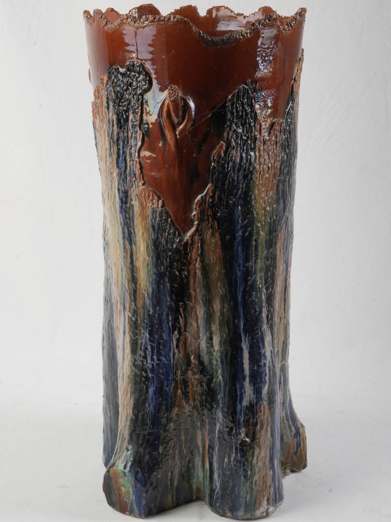 Glazed barbotine tree stump