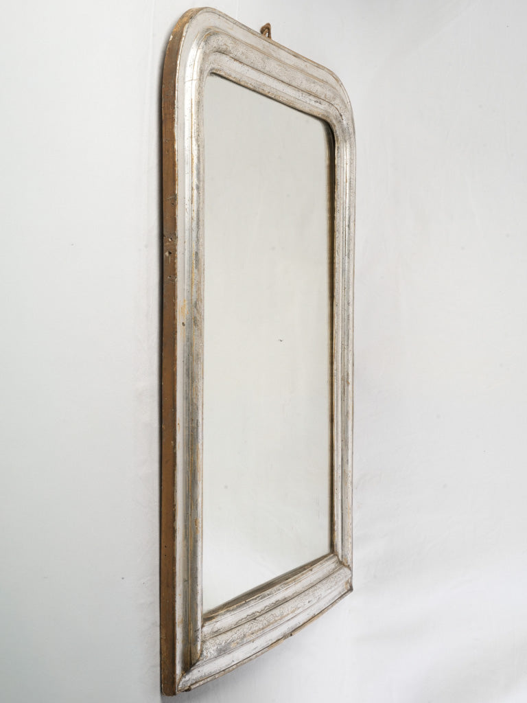 Graceful aged mirror