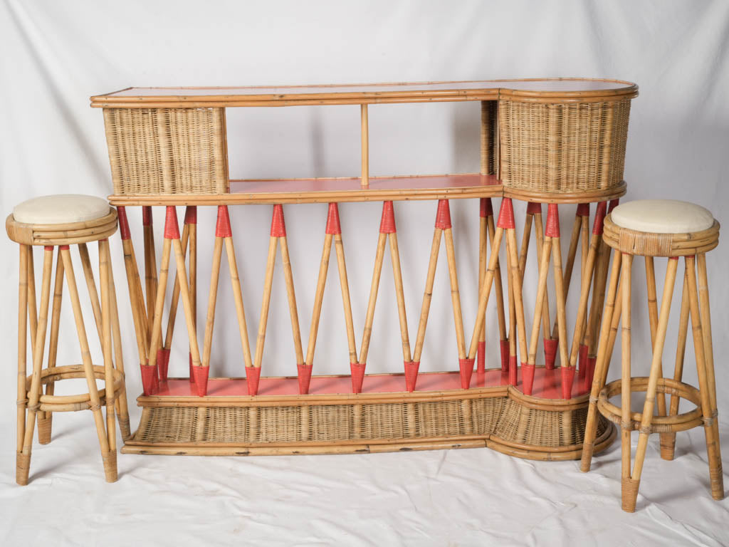 Sculptural supports bar furniture  