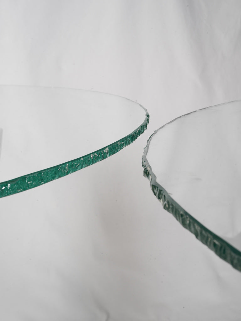 Striking elegant guéridon set