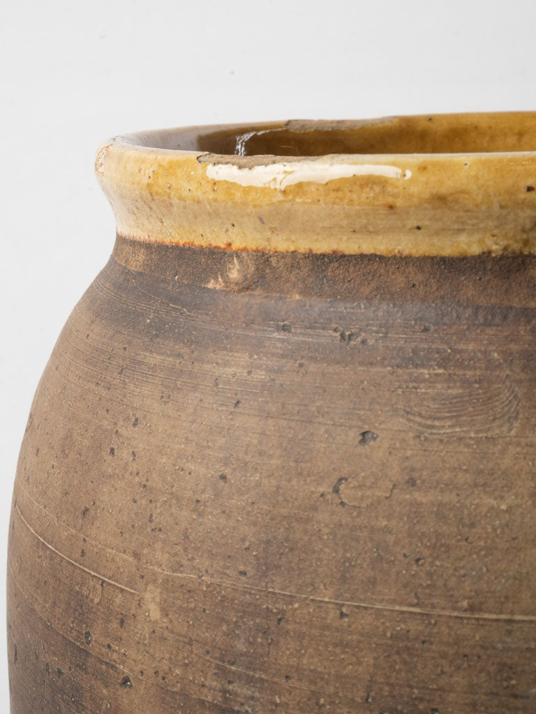 Classic southern French pottery