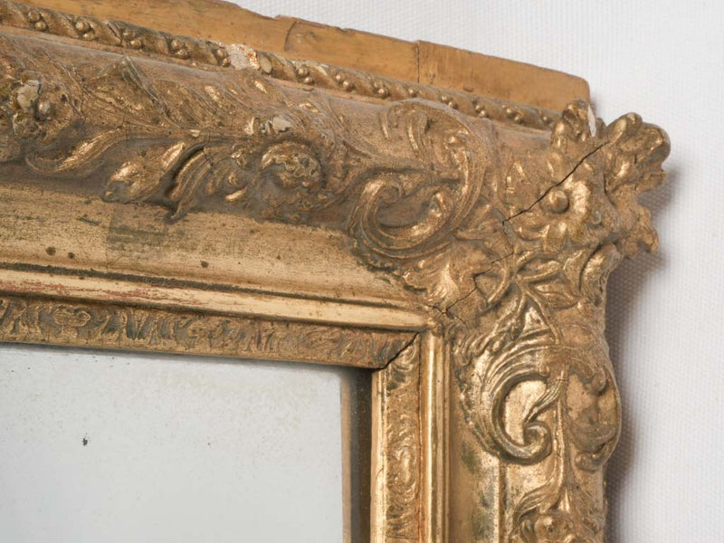 Timeless 19th-century gilded rectangular mirror
