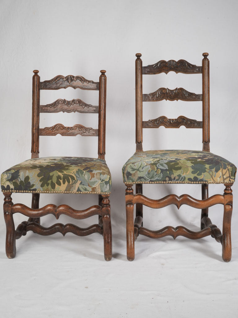 False Pair of Late 17th Century Provençal Ladder-Back Chairs in Walnut