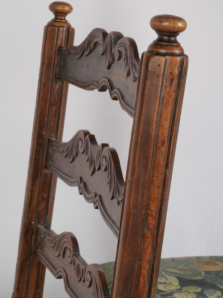 False Pair of Late 17th Century Provençal Ladder-Back Chairs in Walnut