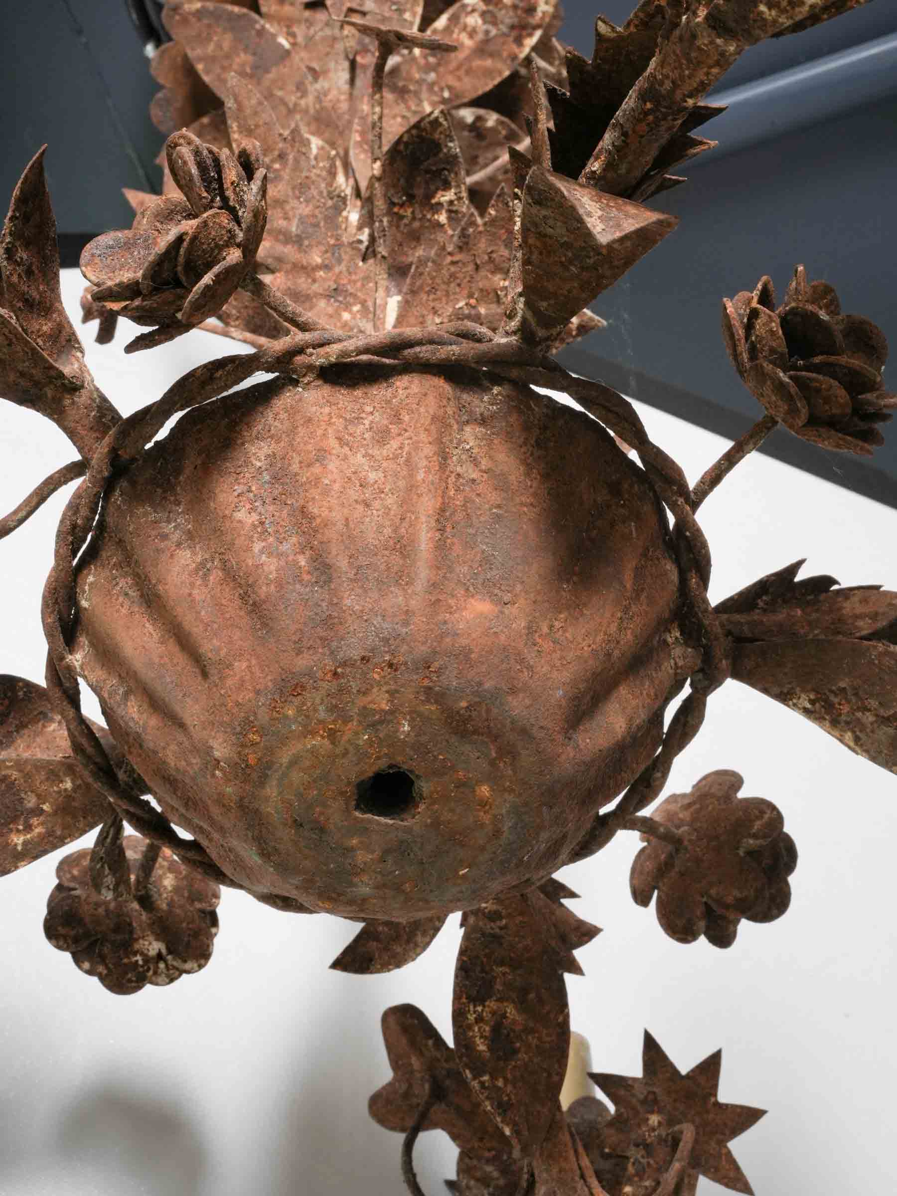 Rustic Handcrafted Iron Chandelier with Natural Rust Patina, Early to Mid-20th Century - 25¼" diameter