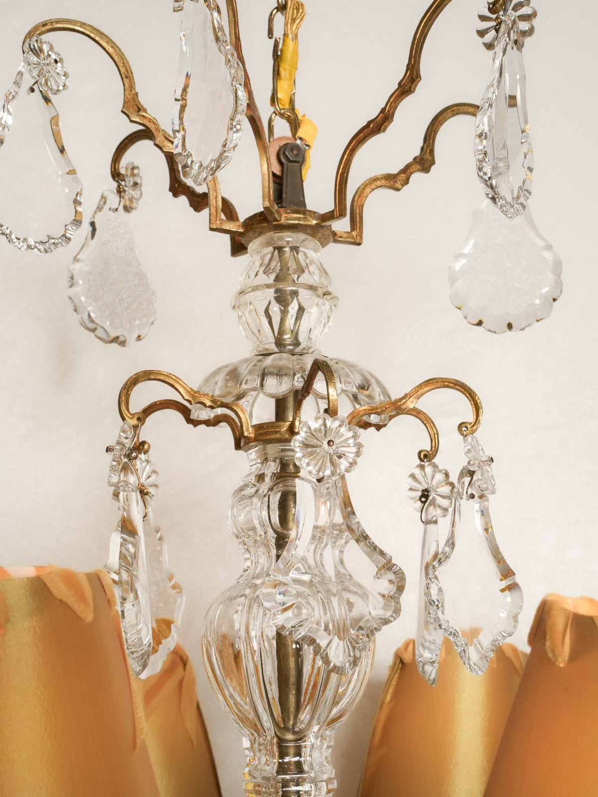 Glamorous Six-Light Chandelier w/ Glass Pendants and Fringed Shades - 32¾" x 17"