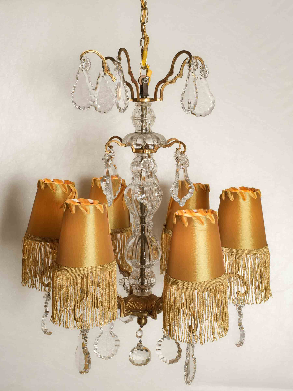 Glamorous Six-Light Chandelier w/ Glass Pendants and Fringed Shades - 32¾" x 17"
