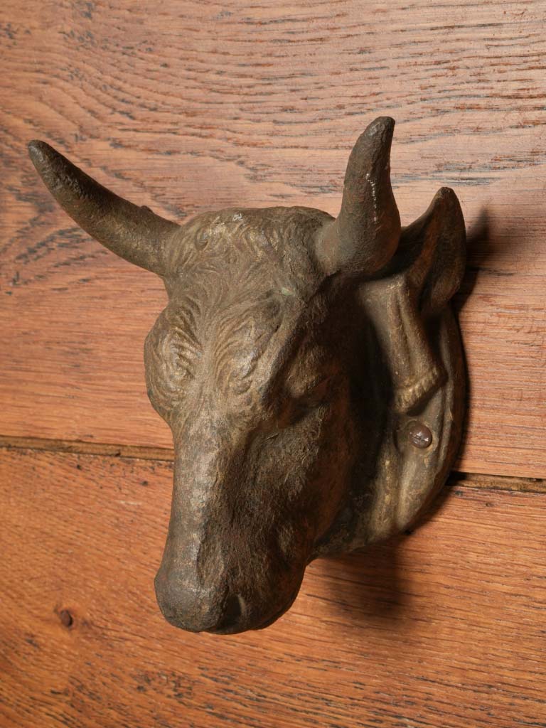 Distinctive evolving craftsmanship showcase  