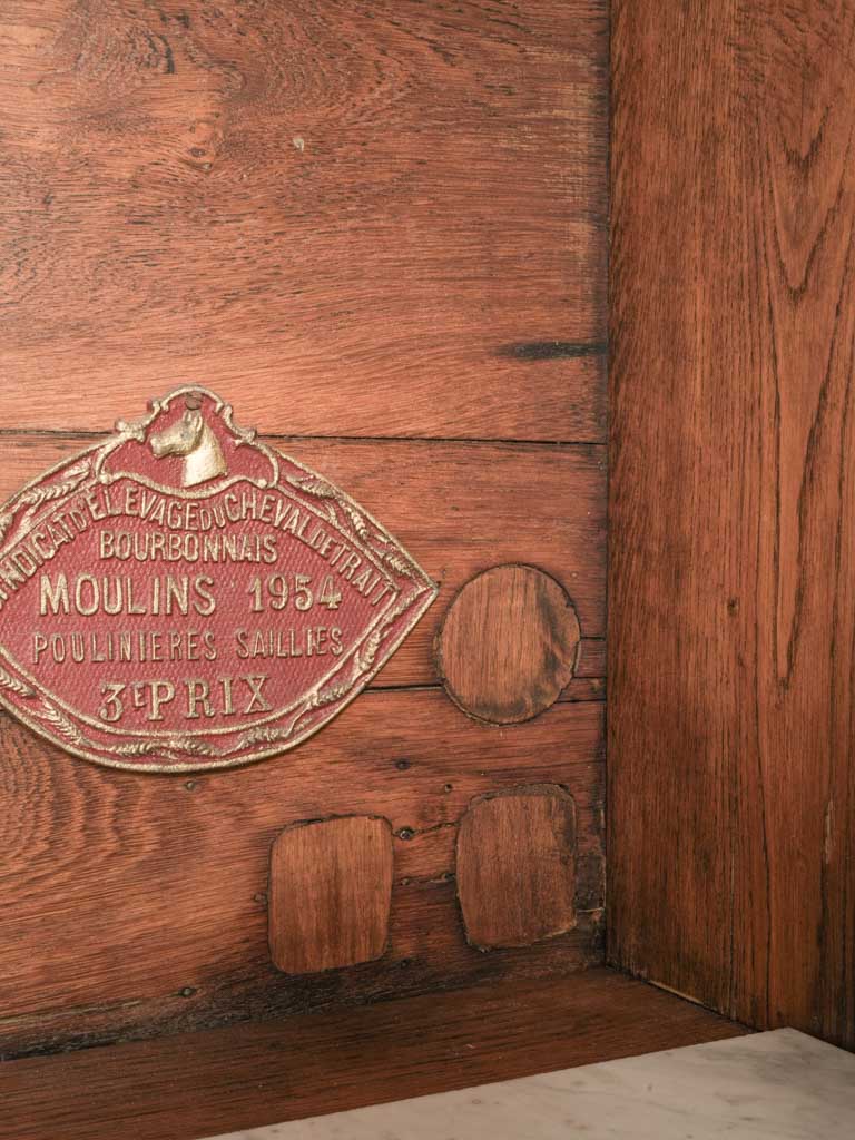 Unique narrative decorative plaques  