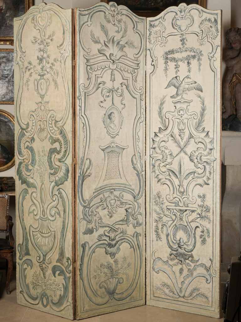 Outstanding 18th-century room divider