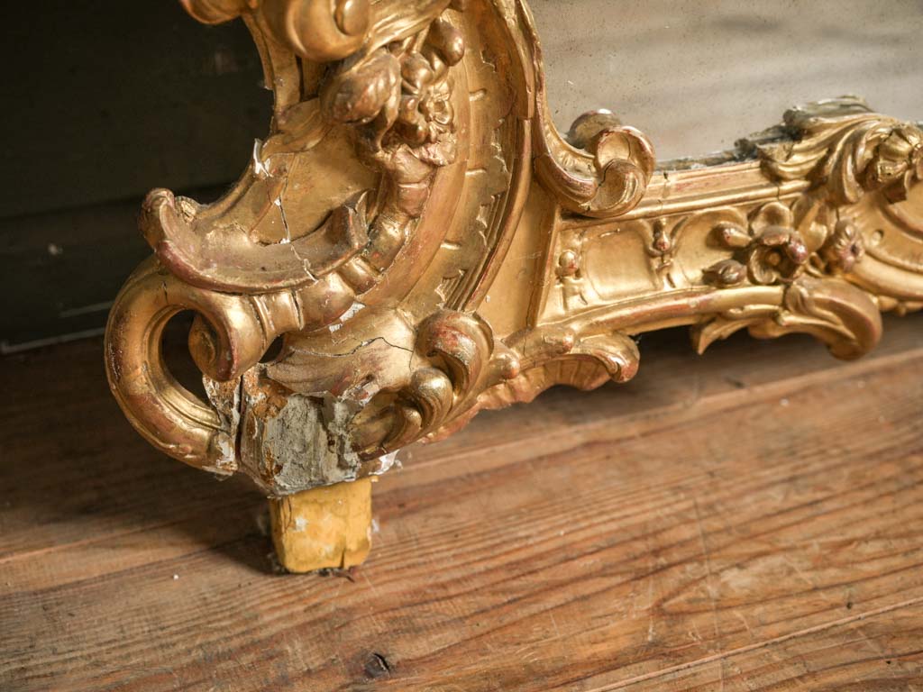 Luminous patina aged mirror