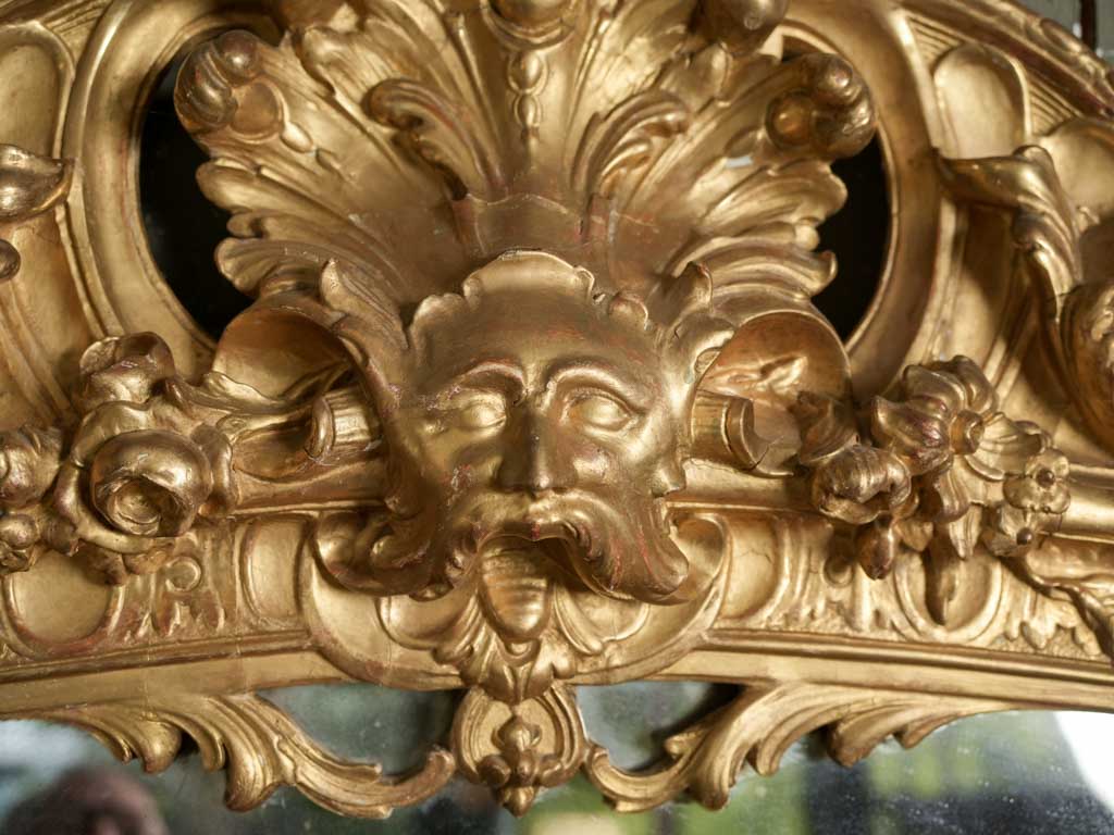 Sophisticated timeless floor mirror