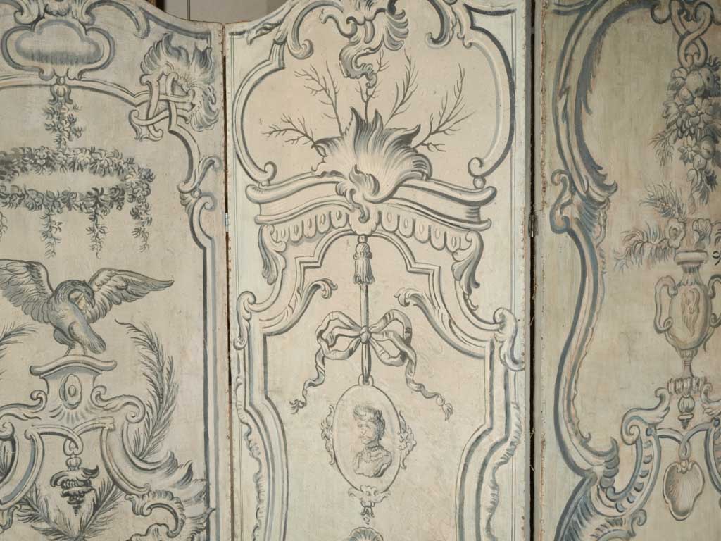 Playful Rococo decor screen