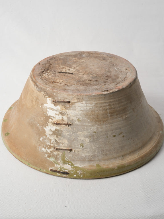 Historical elegance olive glazed bowl  