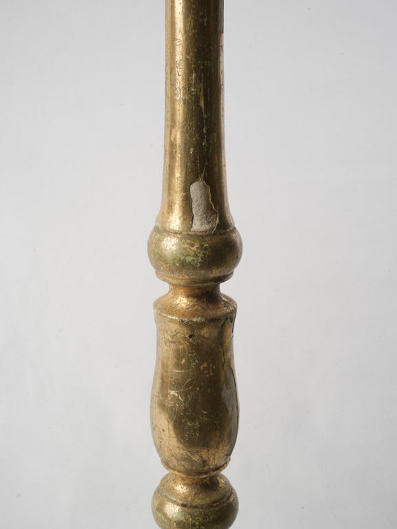 Striking accent piece candlestick  