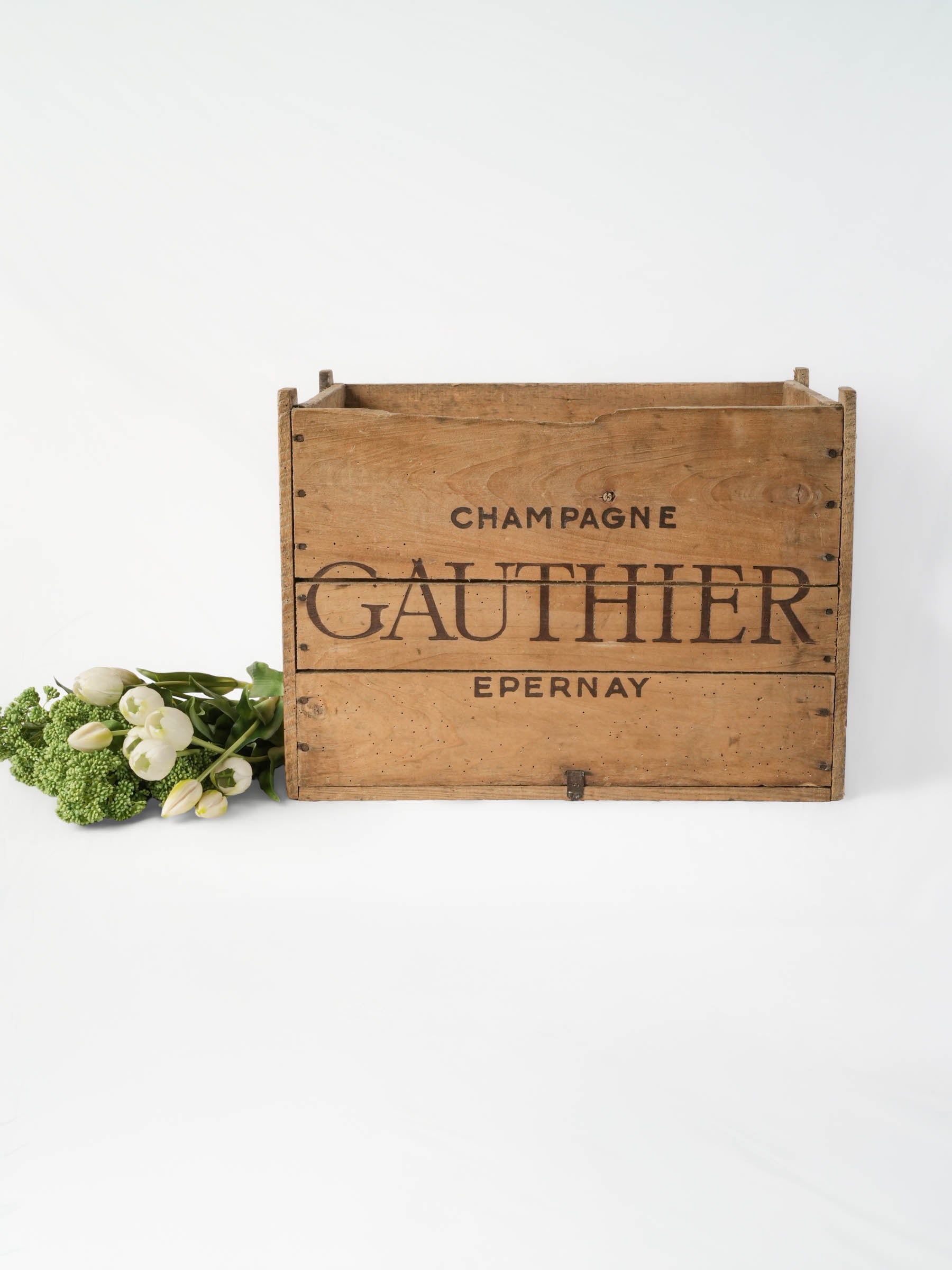 Mid 20th century French champagne shipping crate - Gauthier Épernay
