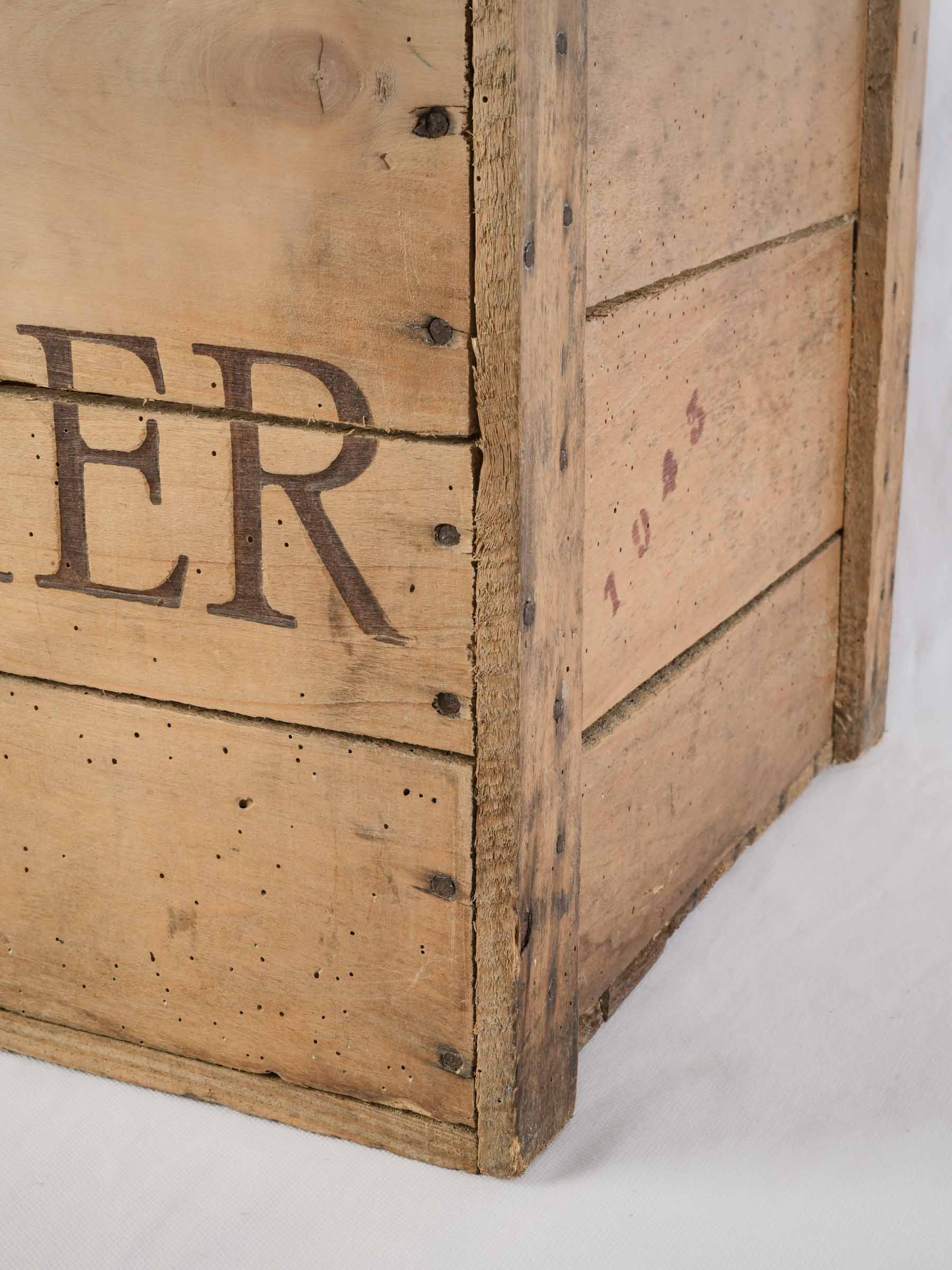 Mid 20th century French champagne shipping crate - Gauthier Épernay