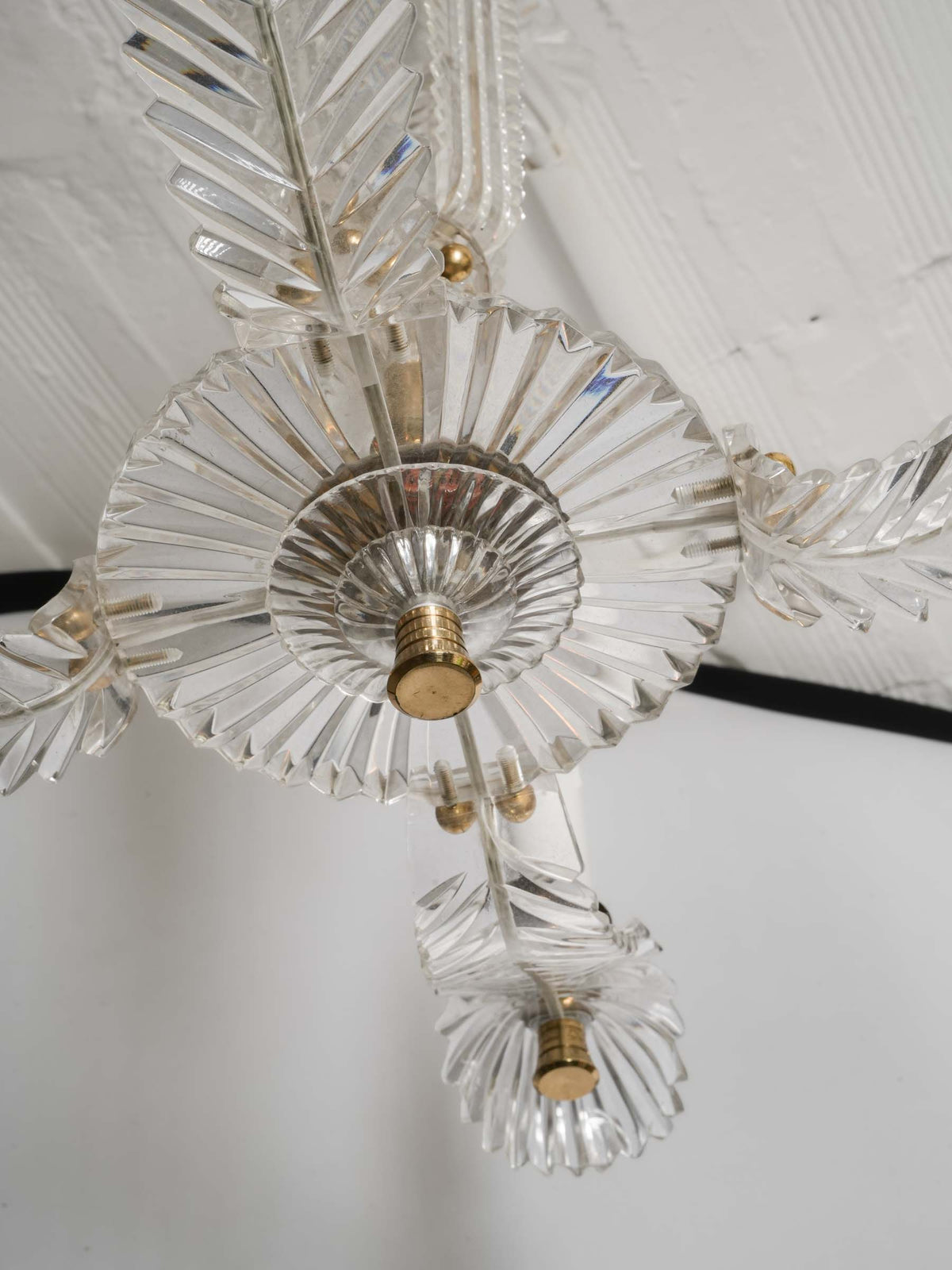 Poised 1960s–70s French Four-Light Plexiglass and Brass Chandelier - 20½" x 19¾"