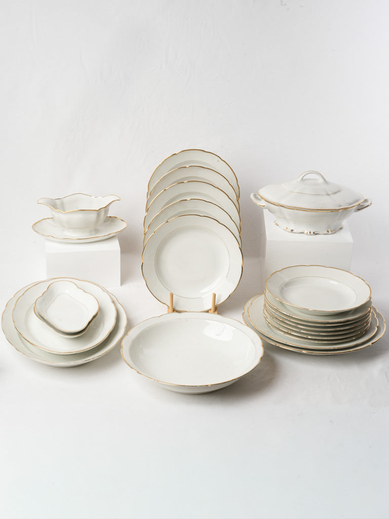 1930s–1950s Art Deco Limoges Porcelain Dinner Service - 21 Pieces