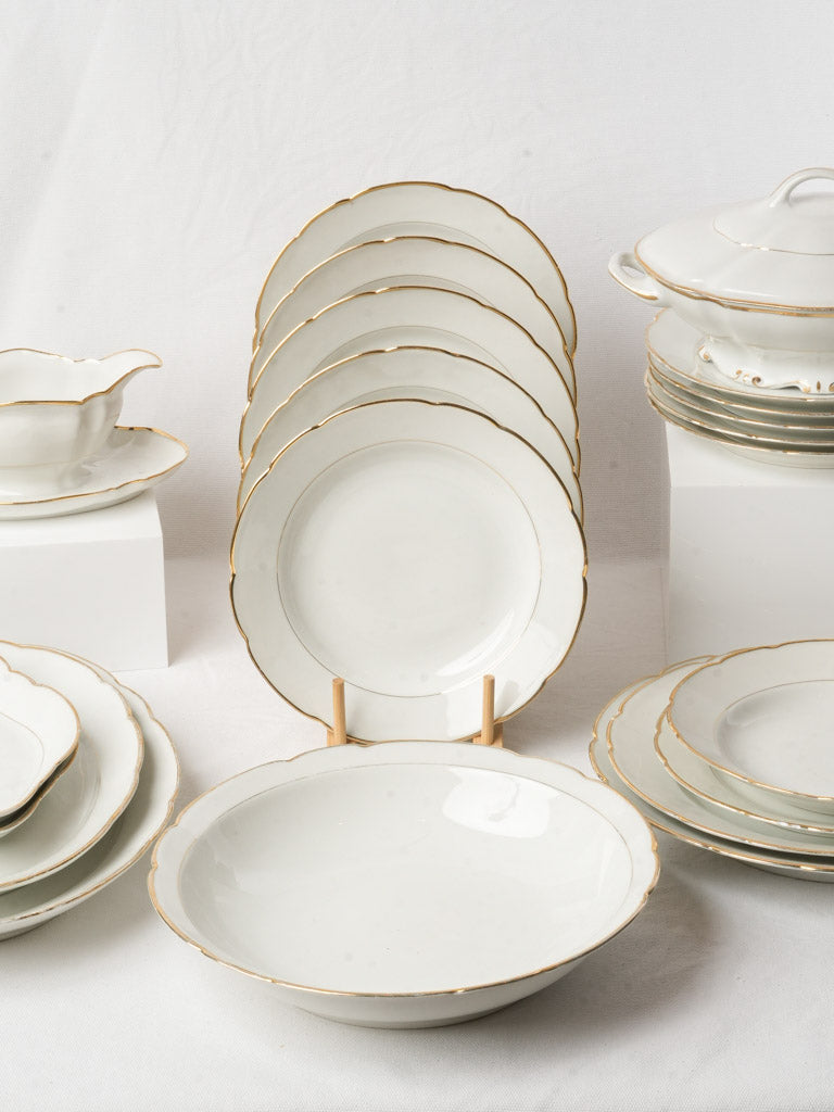 1930s–1950s Art Deco Limoges Porcelain Dinner Service - 21 Pieces