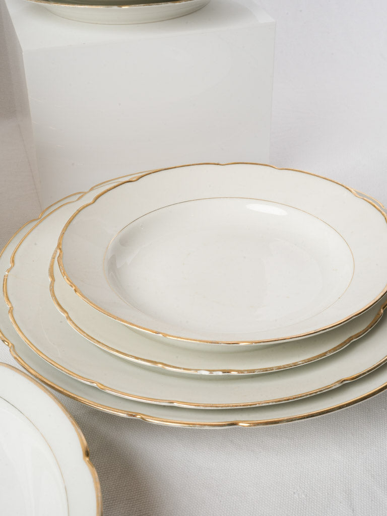 1930s–1950s Art Deco Limoges Porcelain Dinner Service - 21 Pieces