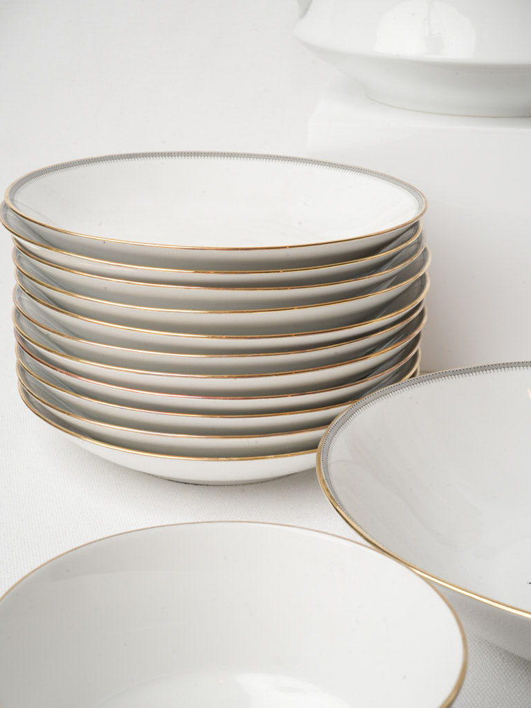 German neoclassical porcelain dinner service by Eschenbach 20th century - 42 pieces