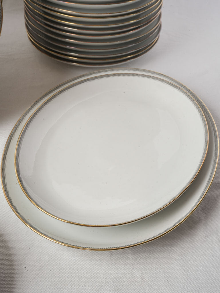 German neoclassical porcelain dinner service by Eschenbach 20th century - 42 pieces