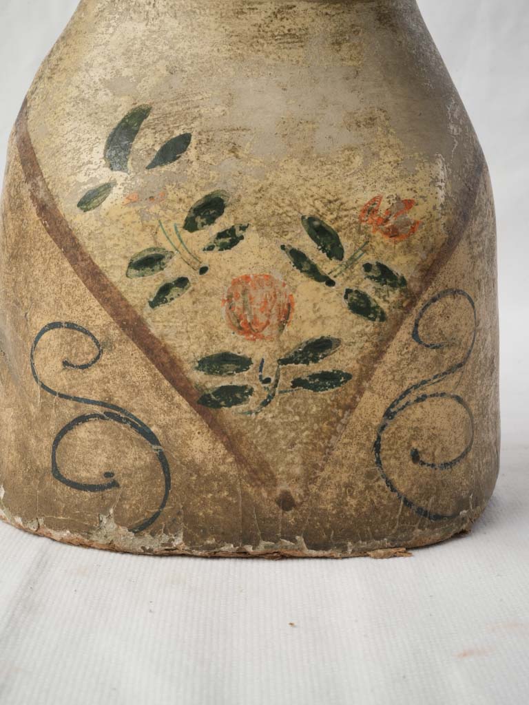 Aged marotte mannequin for decor