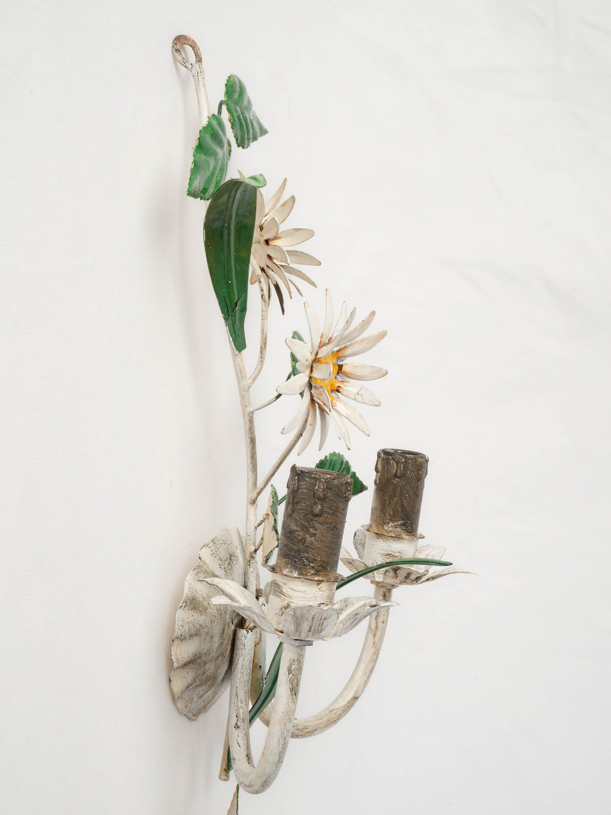Pair of Cheerful  Painted Metal Daisy Sconces, 1960s -14¼"