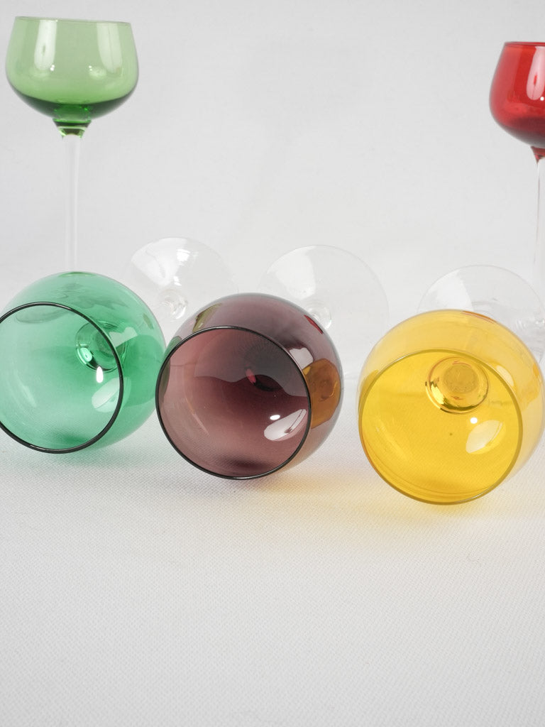 8 multicolor long stem white wine glasses 6¾"