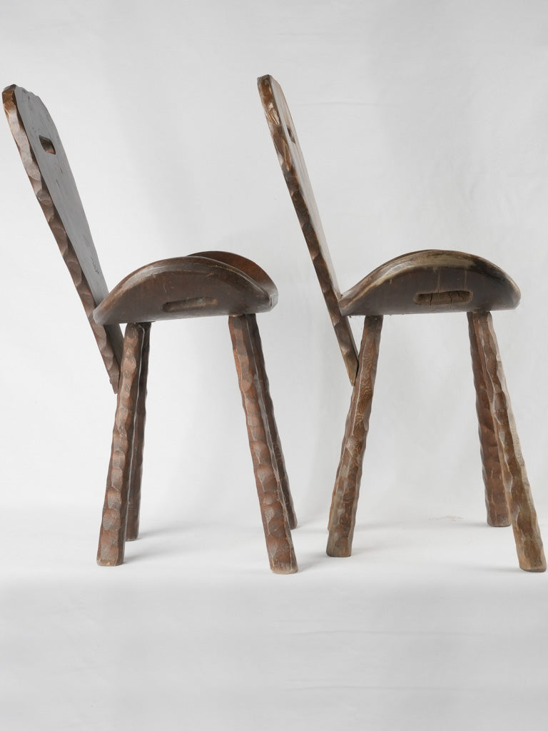 6 primitive chairs from Savoy