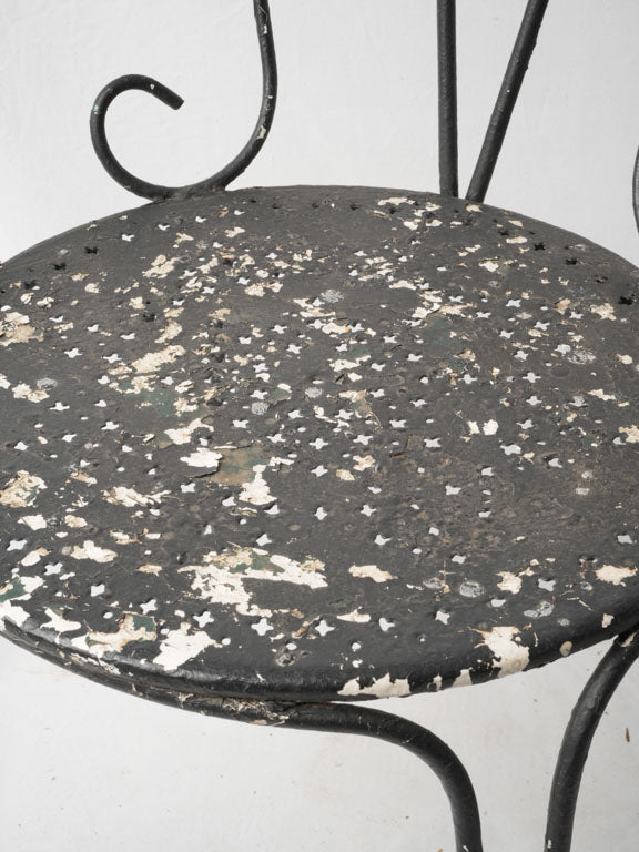 Refined vintage iron garden furniture  