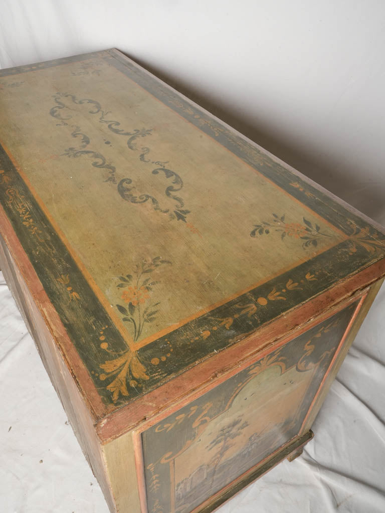 Delicate costume detailed cabinet  