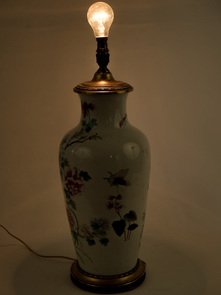 Antique bird and flower vase lamp