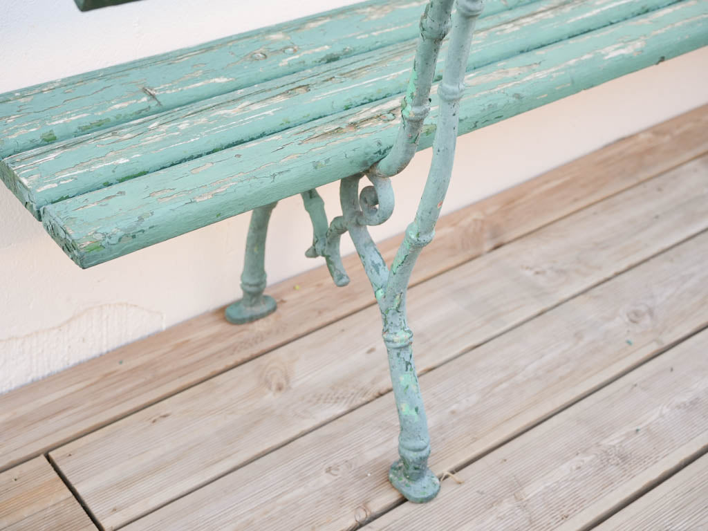 Classic nature-inspired iron bench