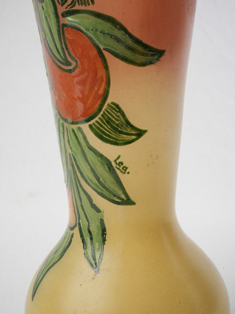 Naturalistic vibrant glasswork vase