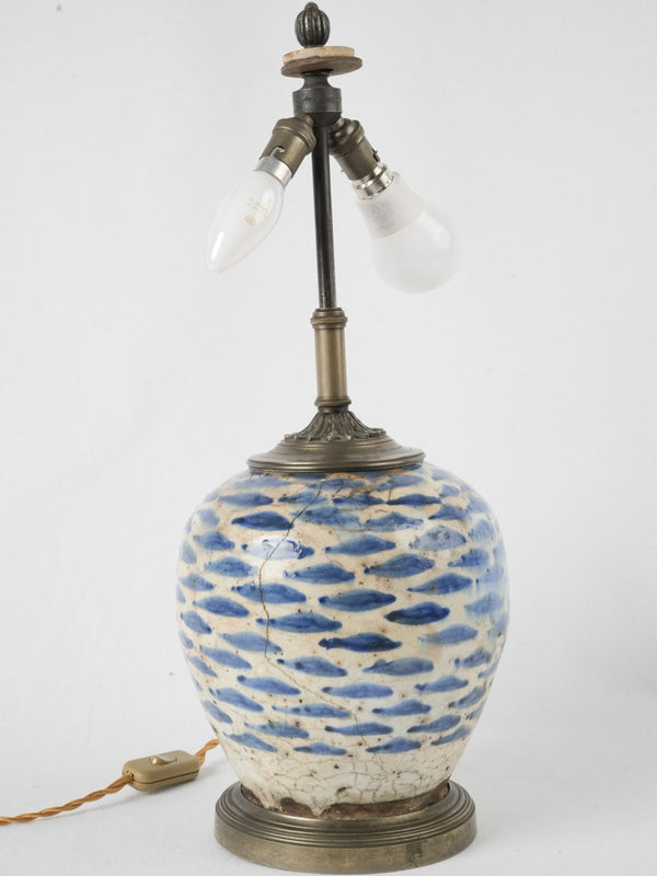 Vintage Chinese blue ceramic table lamp