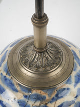 Traditional Chinese blue vase lamp