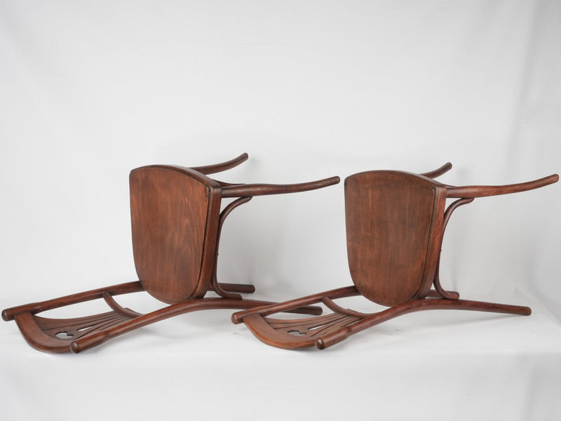 Pair of French bentwood bistro chairs - 1920s