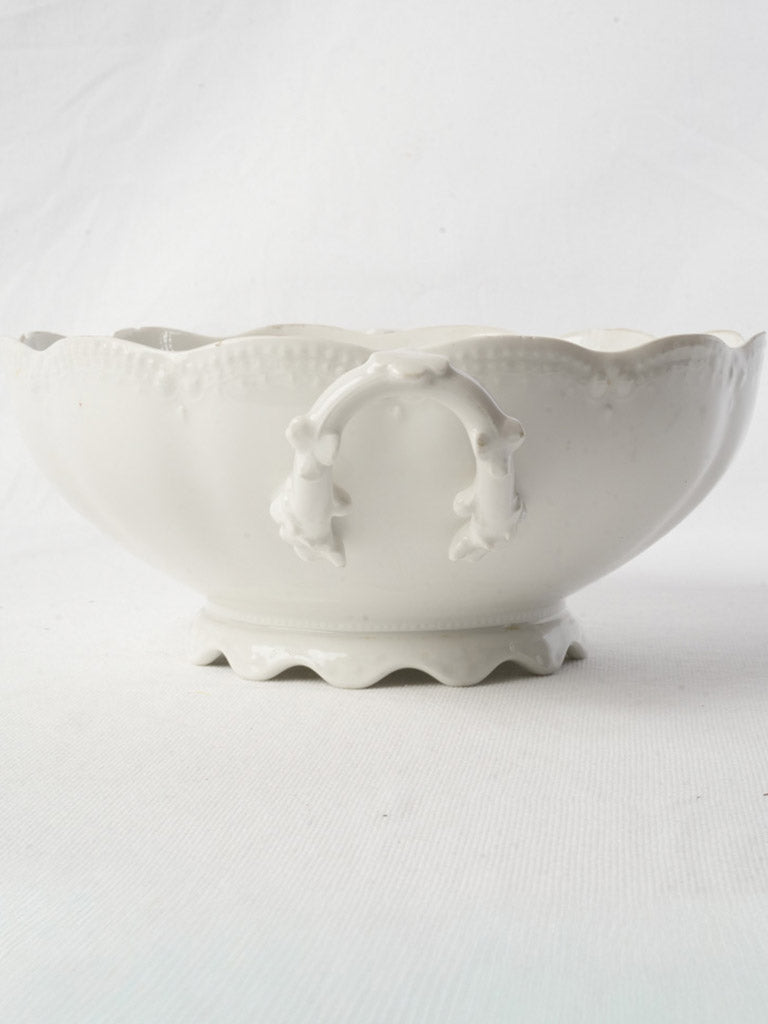 Delicate foliate thumb rest bowl  