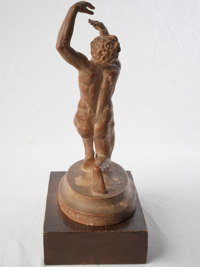 Iconic dancer art figurine