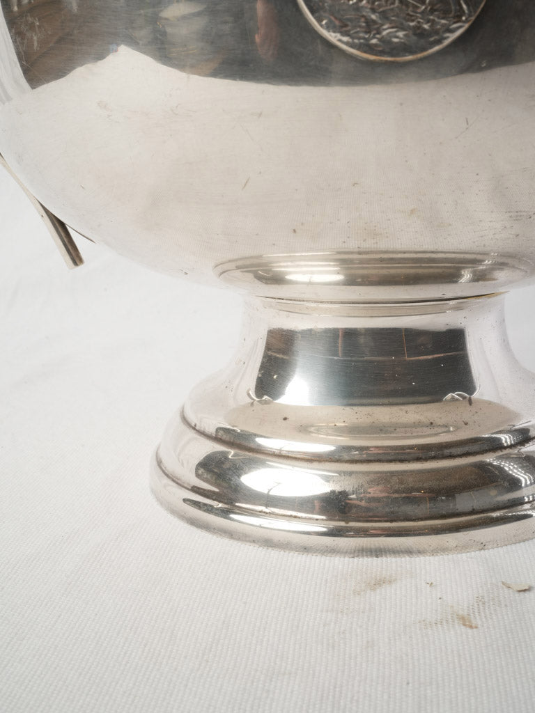Curved handle silver-plated cooler  