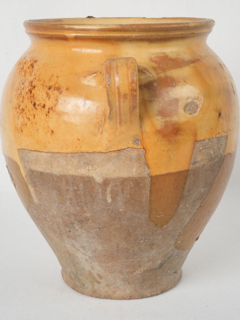 Traditional diagonal glazed cooking vessel