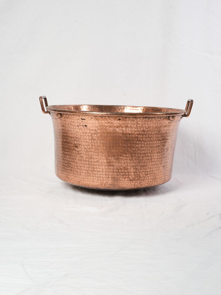 Antique Copper Basin w/ Hammered Finish - 24¾"
