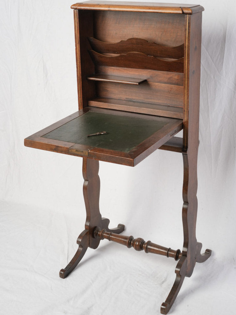 Shaped supports writing table