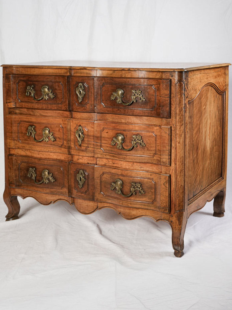 Provencal walnut chest of drawers