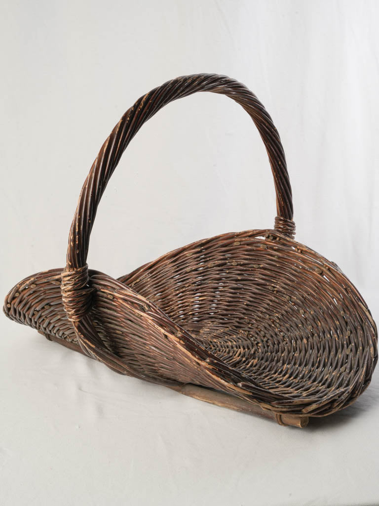French Handwoven Willow Gathering Basket From the Mid- 20th Century - 17¼"
