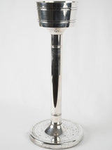 Weighted ribbed silver-plated champagne holder