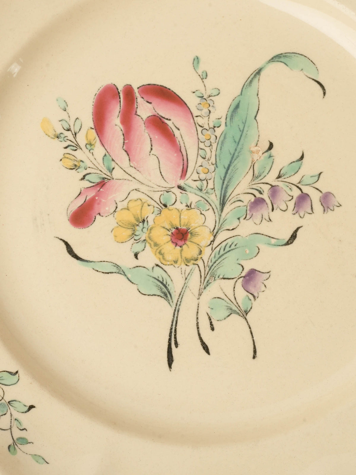 Beautiful Antique French Lunéville Floral Dinner Service in Pale Yellow,  27 Pieces